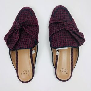 Womens Natalee Bow Backless Mules
